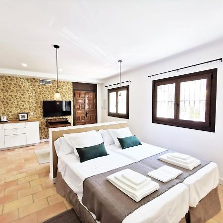 Apartamentos Tres Llaves Palacio De Vela De Los Cobos Úbeda Zewnętrze zdjęcie