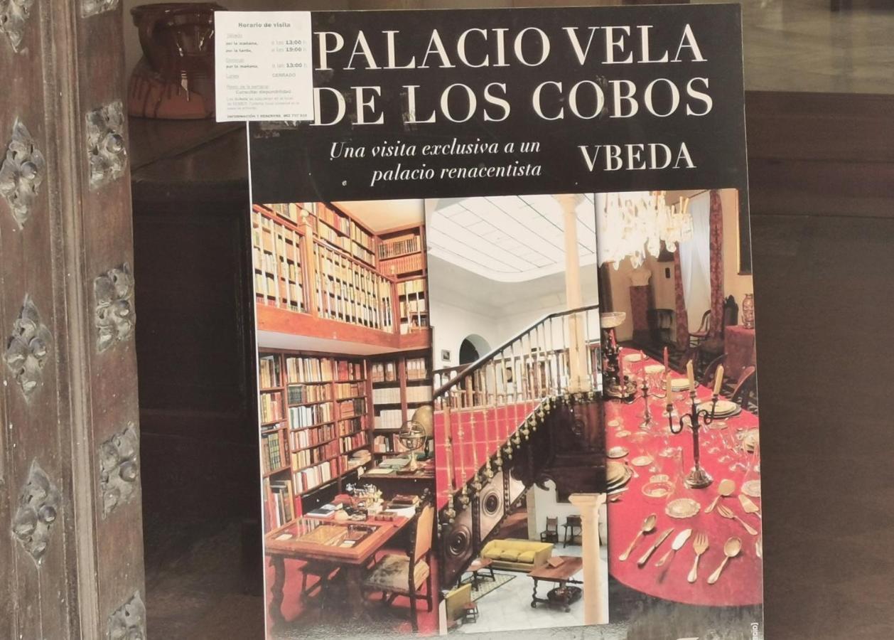 Apartamentos Tres Llaves Palacio De Vela De Los Cobos Úbeda Zewnętrze zdjęcie