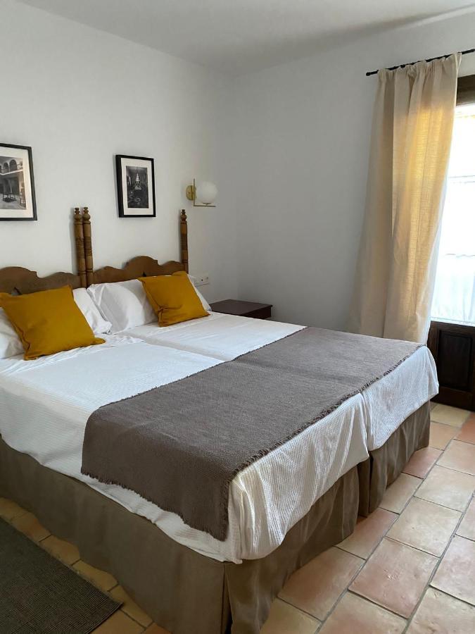 Apartamentos Tres Llaves Palacio De Vela De Los Cobos Úbeda Zewnętrze zdjęcie